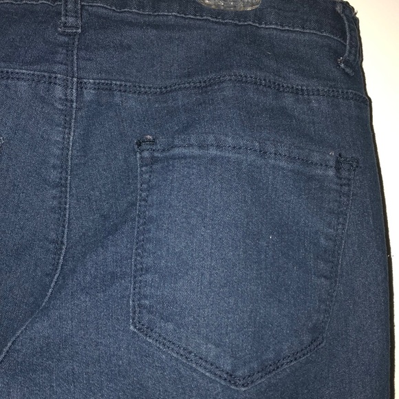 Forever21 Skinny Jeans - Picture 7 of 8